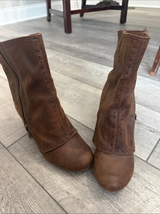 Not Rated Shoes - Not Rated Sz 7.5 Ankle Booties